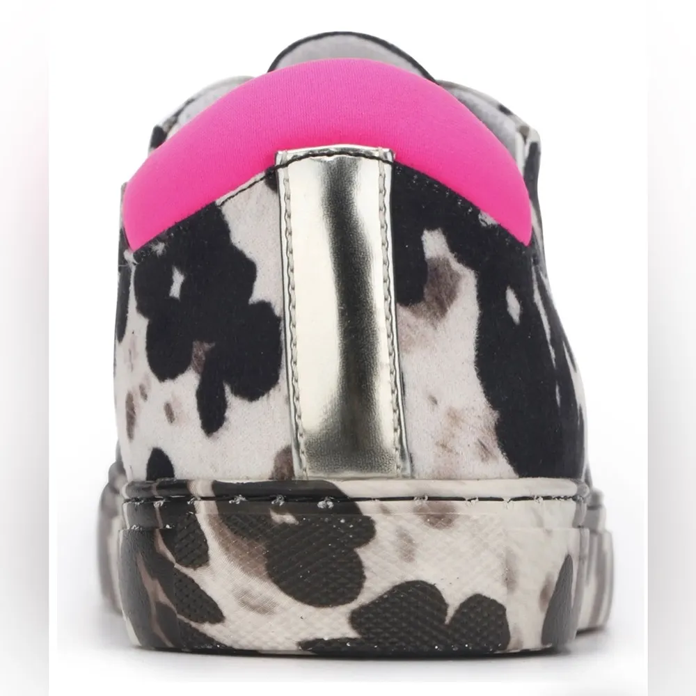 Gently worn Kenneth Cole Kam Eo Sneaker women’s size 8.5 Black - Image 10