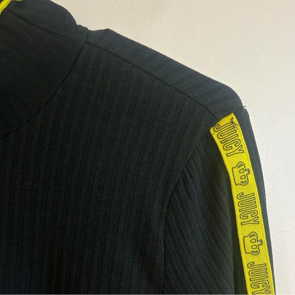 Juicy By Juicy Couture Mock Neck Ribbed Long Sleeve Crop Top Size XL - Image 5