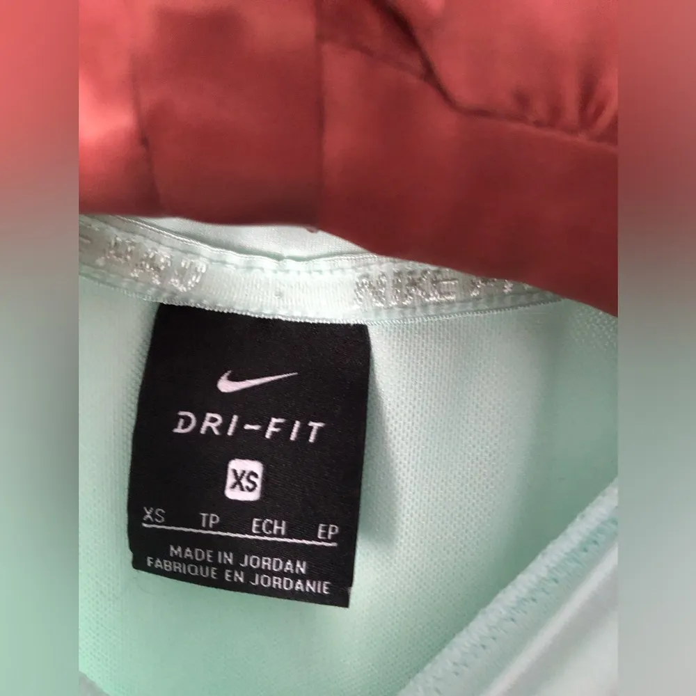 Nike Pro Mint Sleeveless running sports Top mesh back women size XS - Image 4