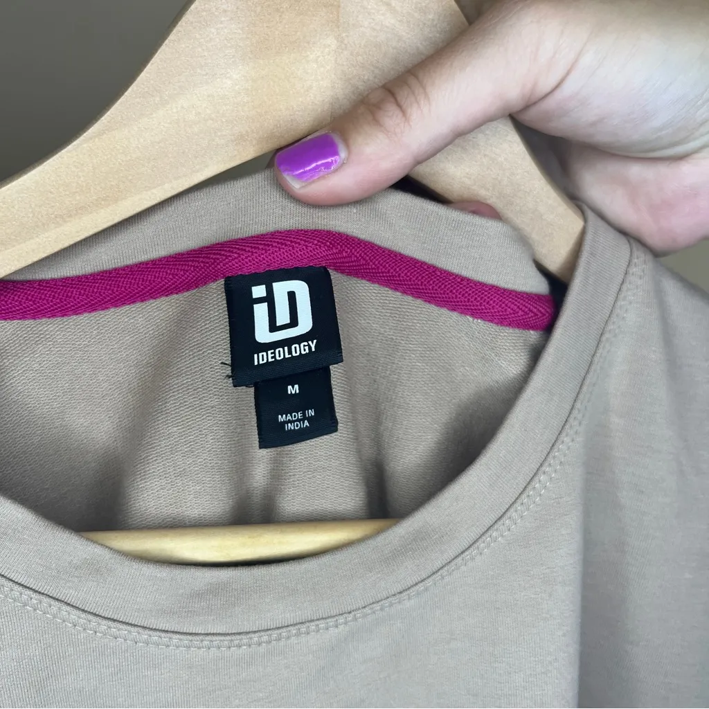 Ideology Women's Size Medium Tan Short Sleeve Drawstring Hem Shirt Thick Soft - Image 4