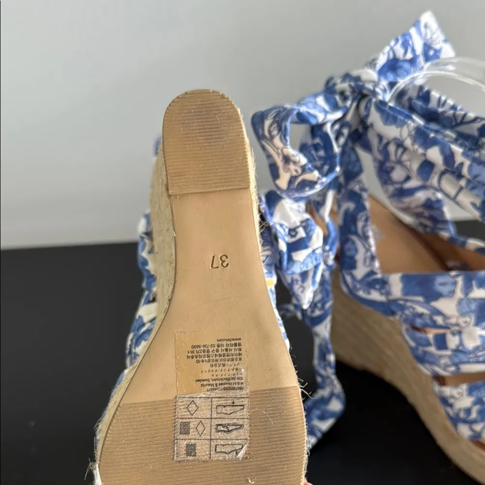 H&M  Elegant Blue Patterned Wedge Sandals Sz 37/6.5 - Image 8