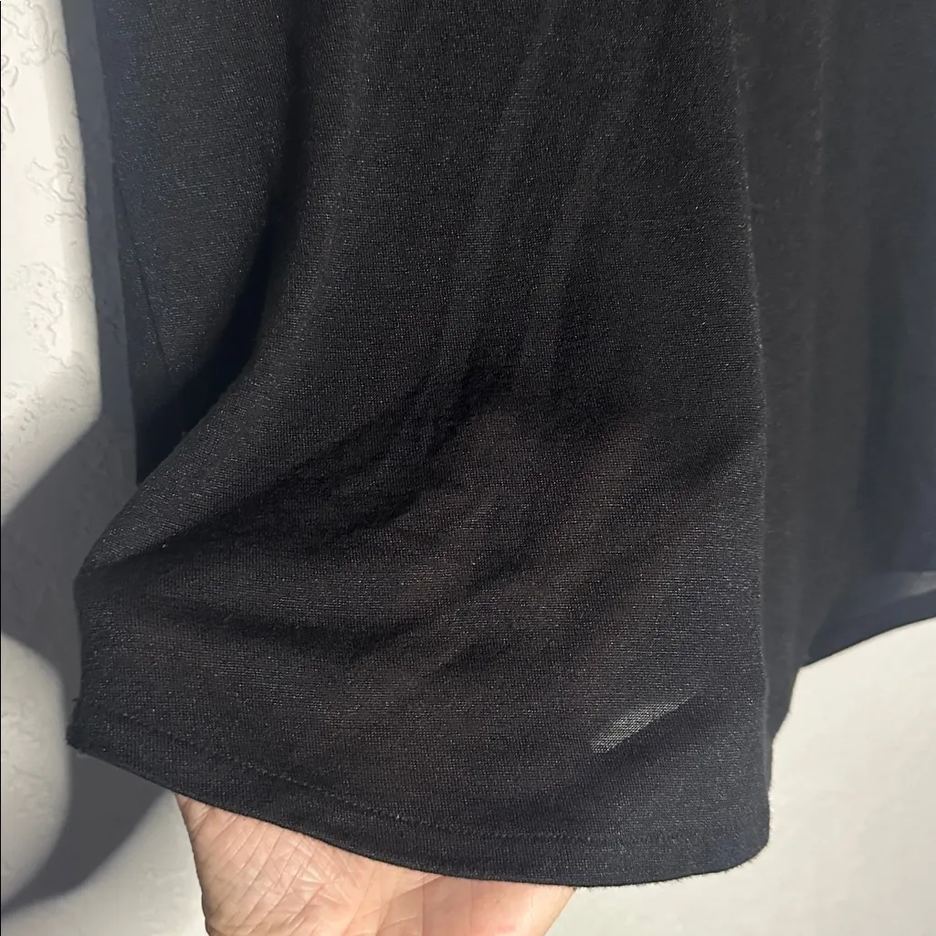 Vince . Classic Black Tissue Tee T-Shirt Elevated Basic Short Sleeve Small - Image 3