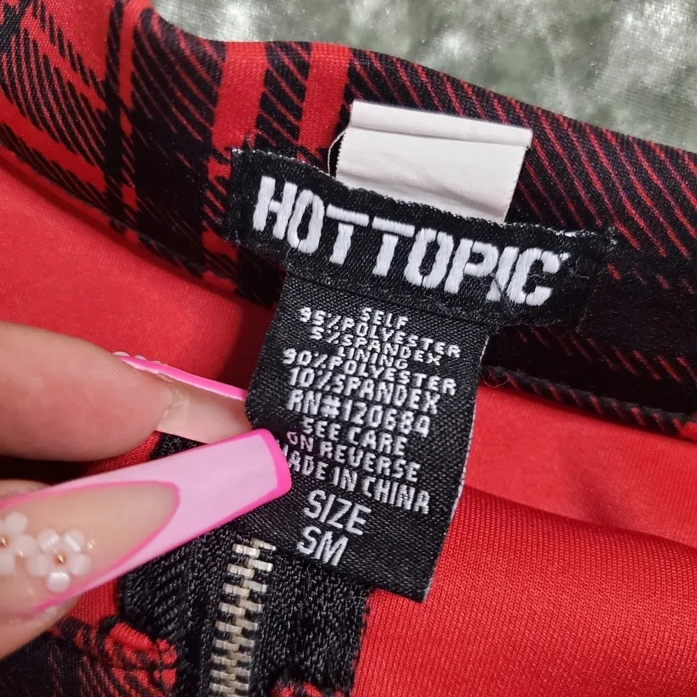 Hot Topic Red Plaid O-Ring Skater Skirt - Image 4