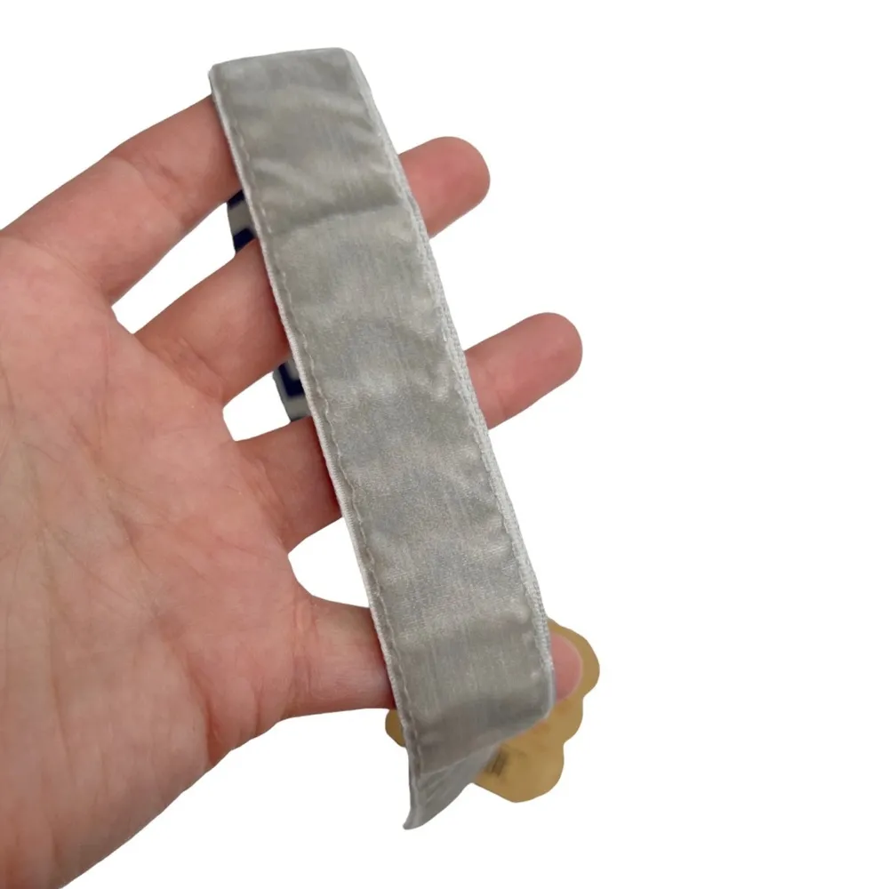 NWT Banded Navy Blue & Gray Chevron Striped No Slip Headband - Image 4