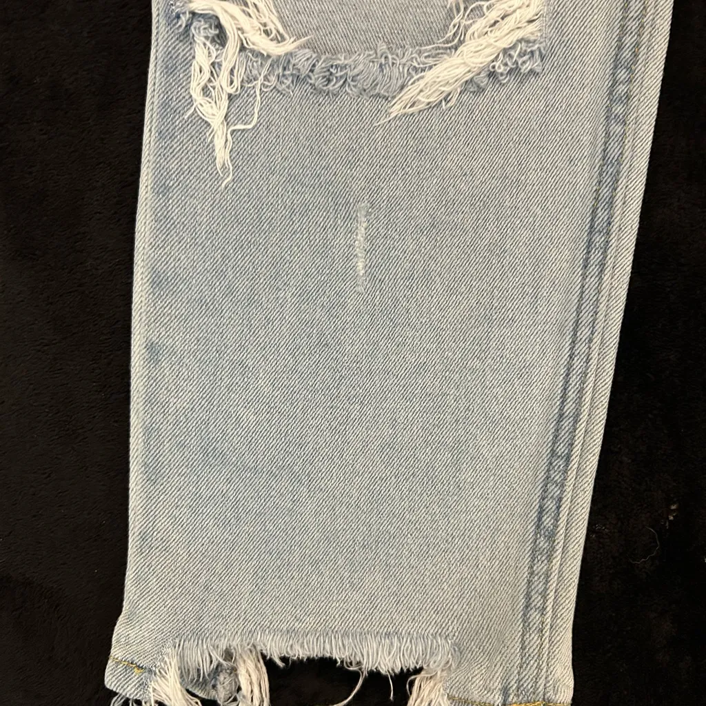 Abercrombie & Fitch High waist Mom Jean - Image 4
