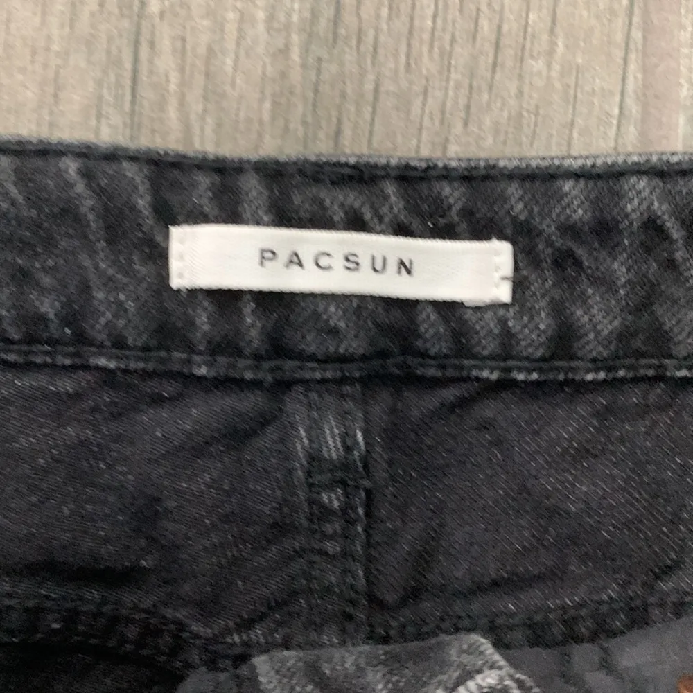 PacSun mom short in black - Image 3
