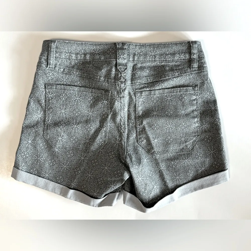 prAna Kara Cuffed Chino Silver Spain Shorts Size 0 - Image 4