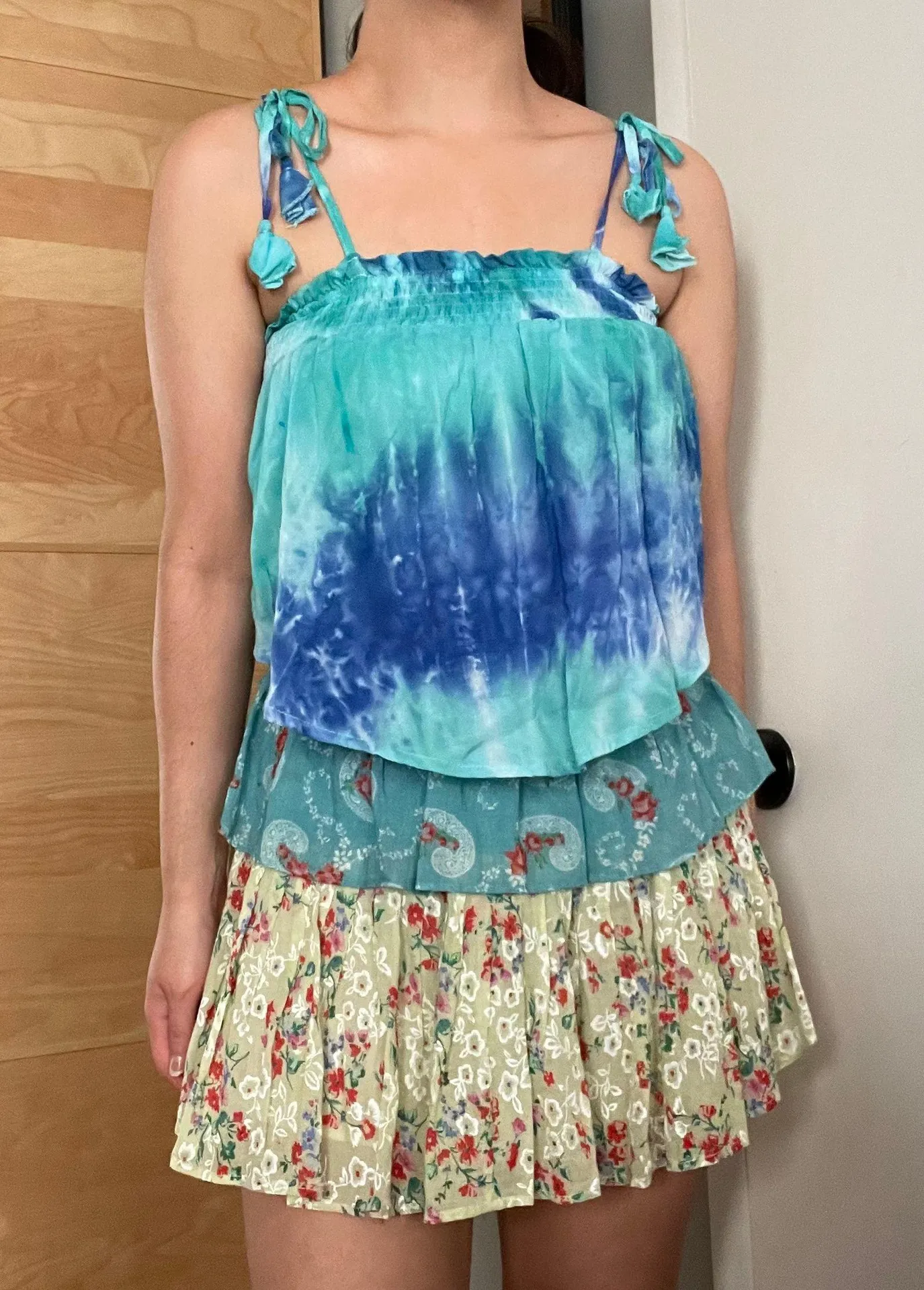 teal blue watercolor tie dye smocked cropped swing cami top - Image 3