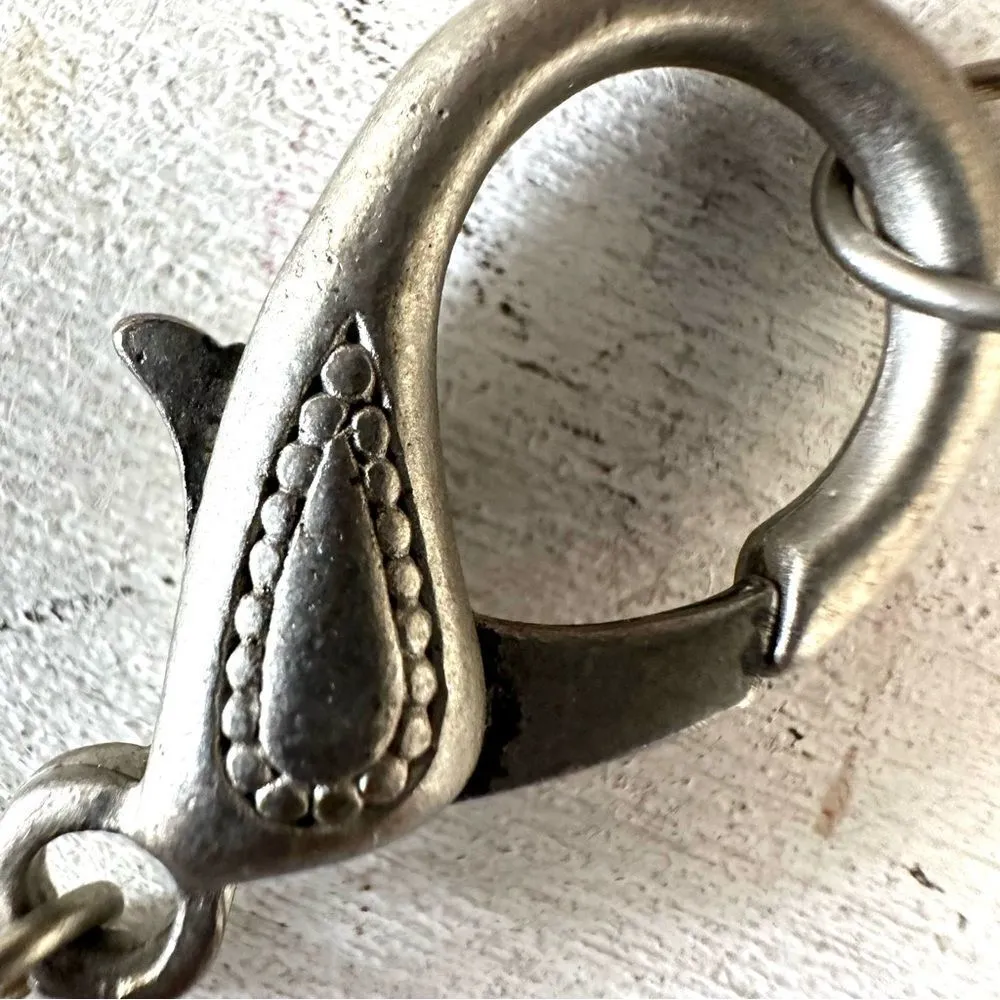 Silver tone wood shell long necklace - Image 6