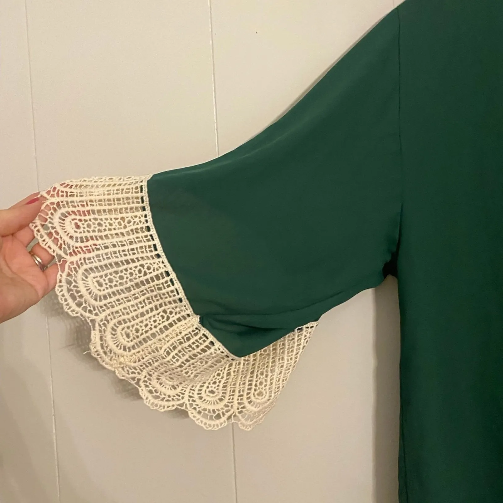 Christian Caliendo Flounce Lace Sleeve Chiffon Cardigan Shrug Emerald Green Med - Image 2