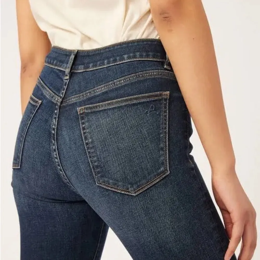 DL1961 Florence Ankle Mid Rise Instasculpt Skinny Jeans in Write Wash | 26 - Image 2