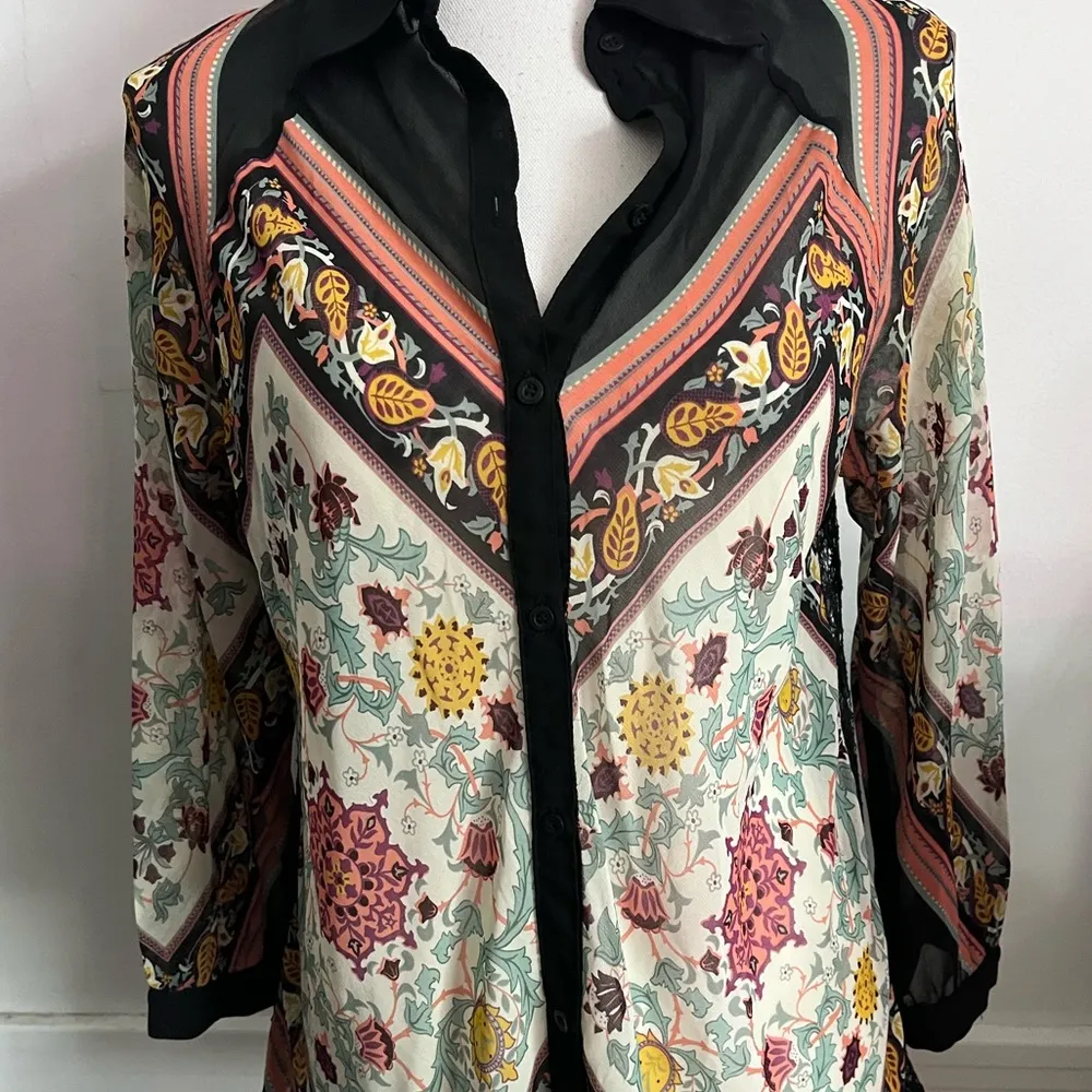 Farm Rio • Paisley Floral Patterned Button-Up Blouse With Lace Back - Image 3