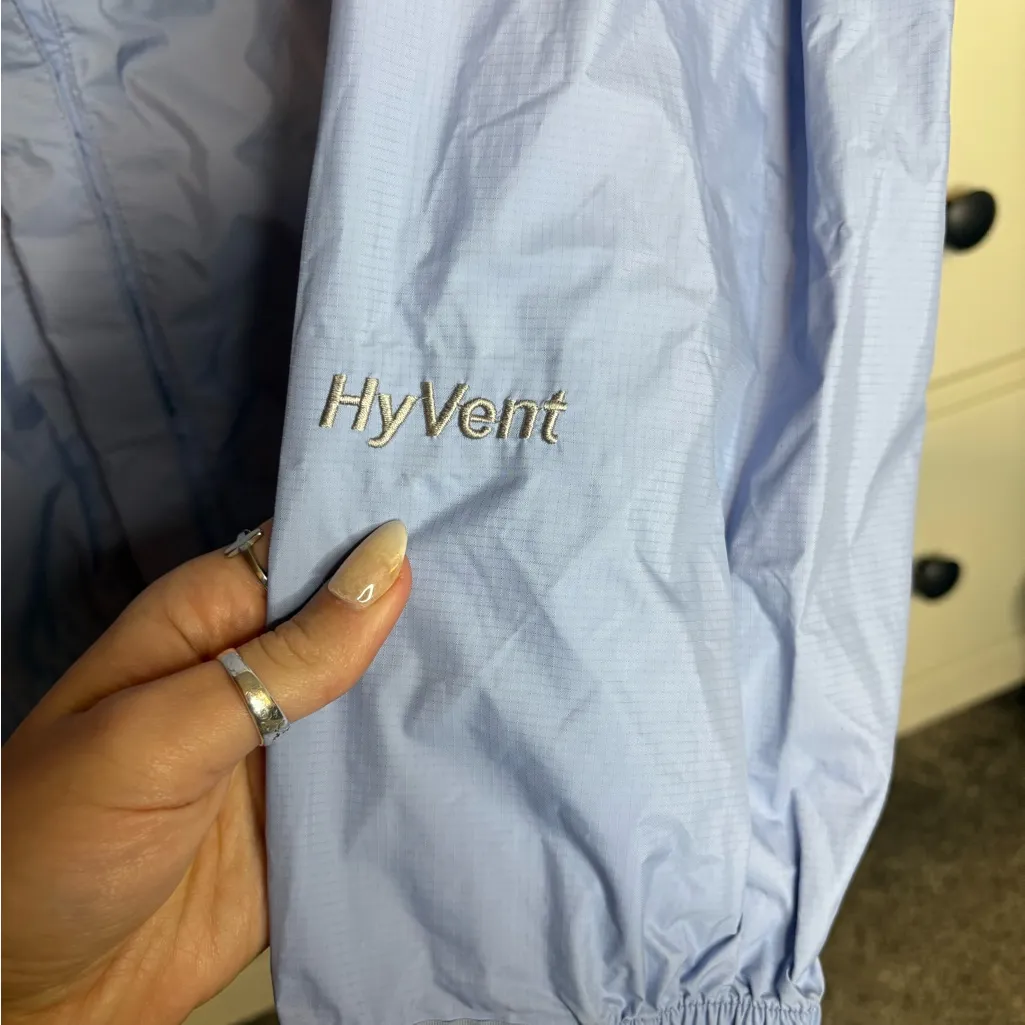 The North Face HyVent rain jacket women’s medium blue - Image 5