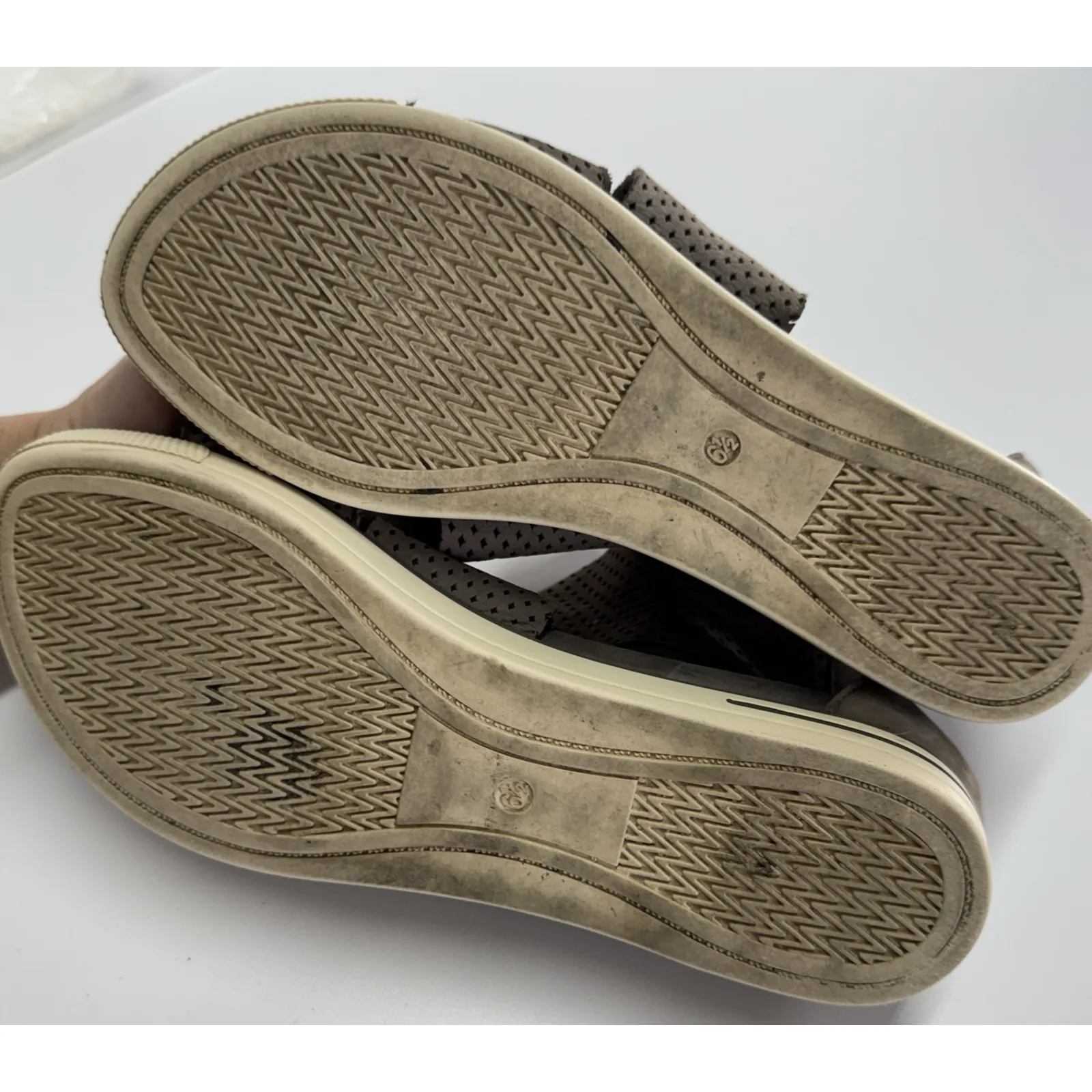 Eileen Fisher Shoes Womens Size 6.5 Perforated‎ Suede Nubuck Leather Sandals - Image 5