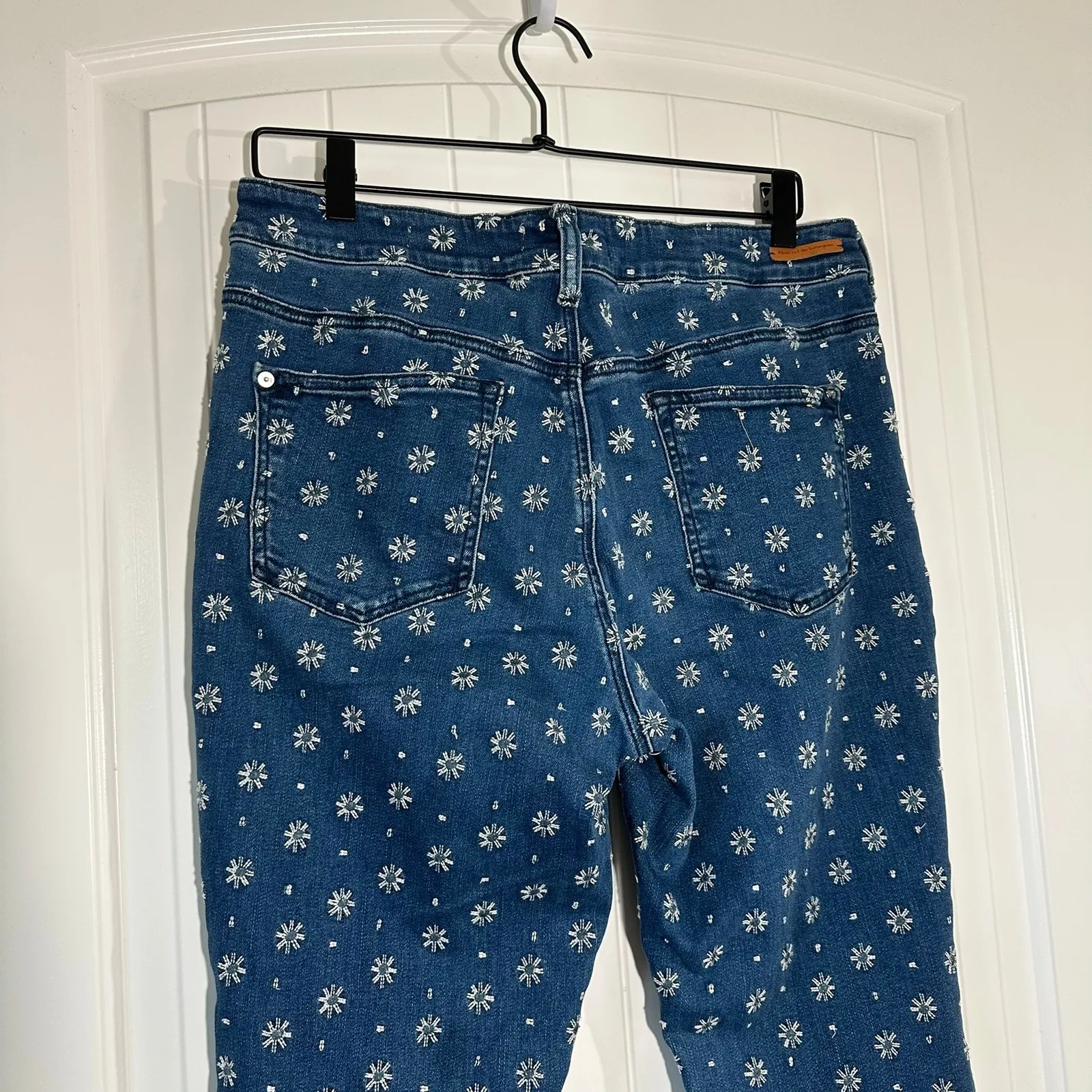 Pilcro and the Letterpress | High Rise Bootcut Jeans Floral Embroidery | 31" - Image 6