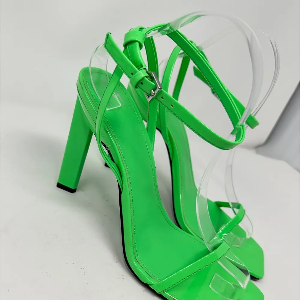 Marc Fisher Arthur Lime Green Ankle Strap Sandal Heel, NEW, Size 8.5, MSRP $130 - Image 6