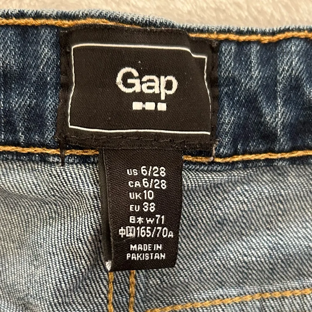 Gap  Dark Blue  Denim Jean Bermuda Shorts - Image 4