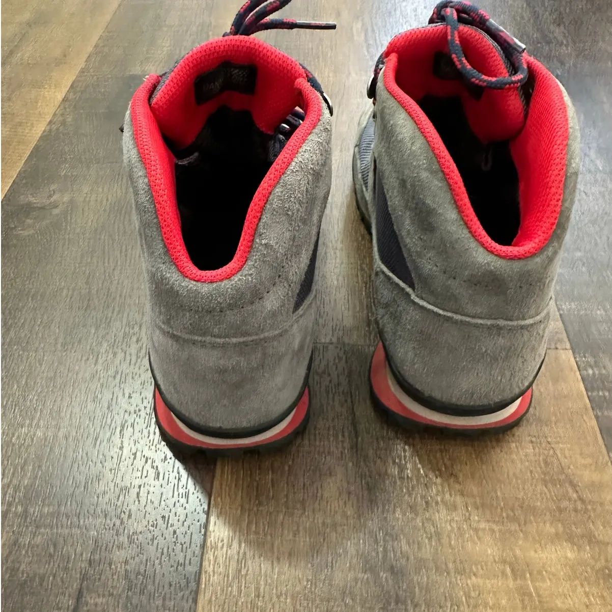 Danner Jag Women’s Waterproof Suede Leather Trail Hiking Boots Size 6 Gray - Image 5