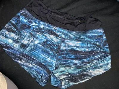 Hotty Hot Short 2.5” - Image 2