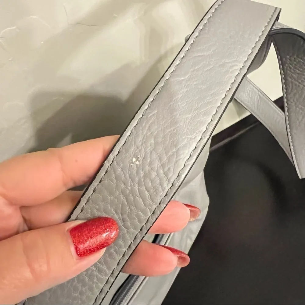 Juicy Couture Rosa vegan leather saddle bag/Crossbody adjustable strap10”x11” - Image 16