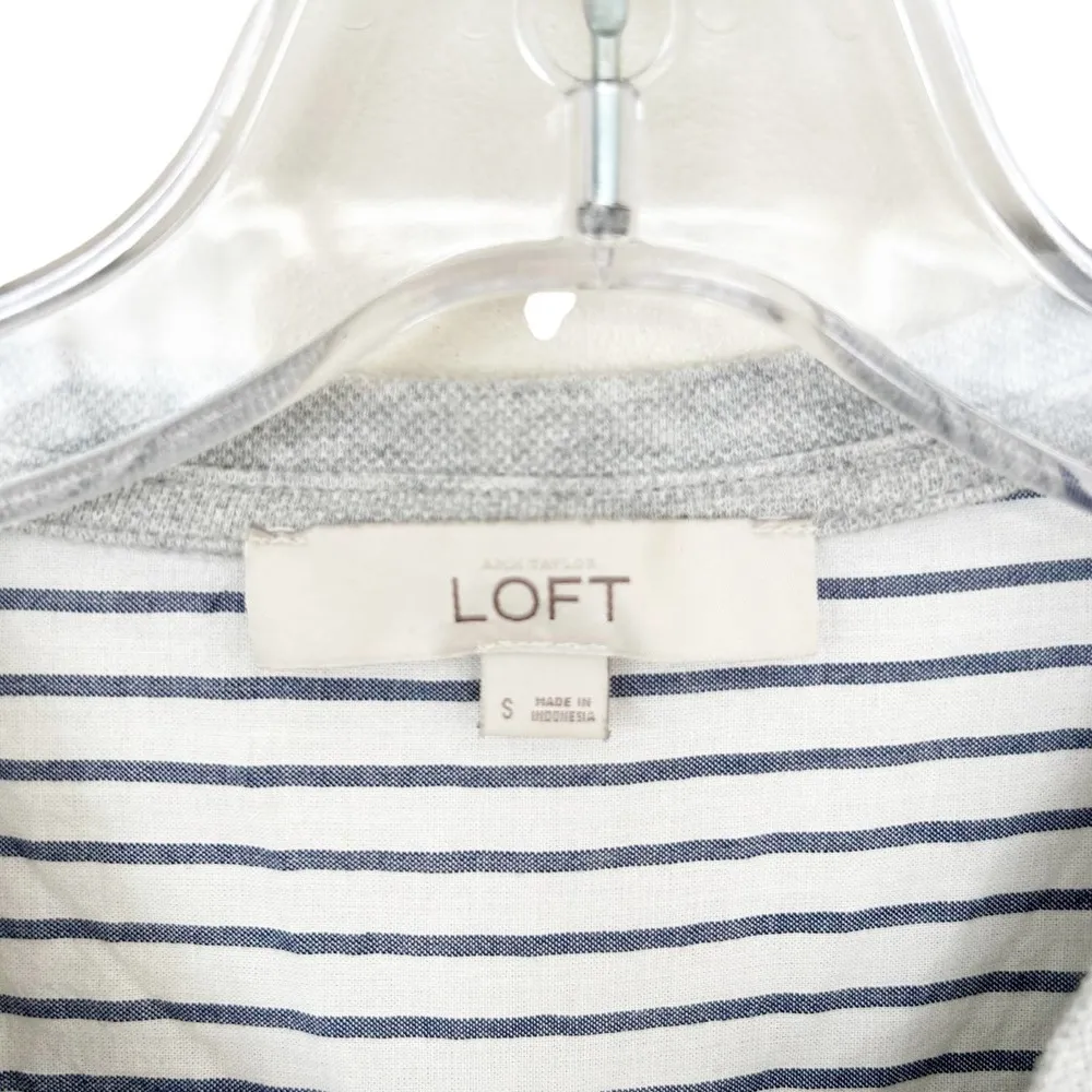 Ann Taylor Loft Gray Pinstripe Long Sleeve Shirt Sz S - Image 2