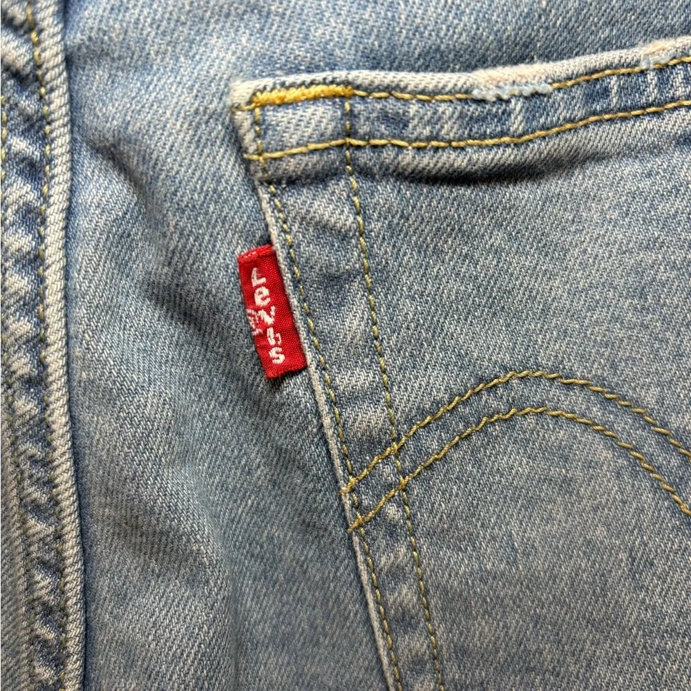 Levi's Wedgie Skinny‎ 24 Denim Medium Wash High Waisted Jeans Raw Hem Button Fly - Image 6