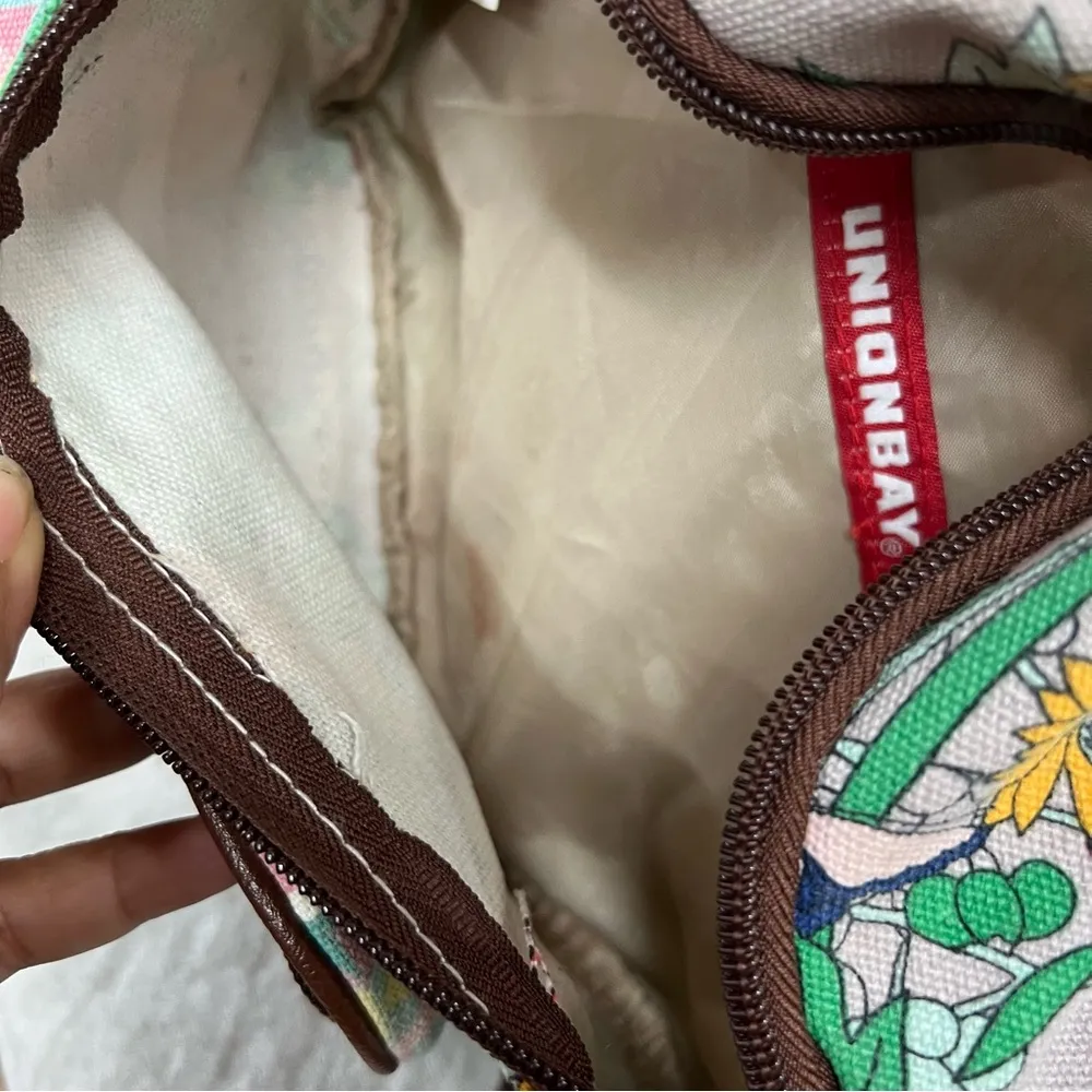 Unionbay Floral Crossbody Bag Fanny pack 3 zippered compartments - Image 6