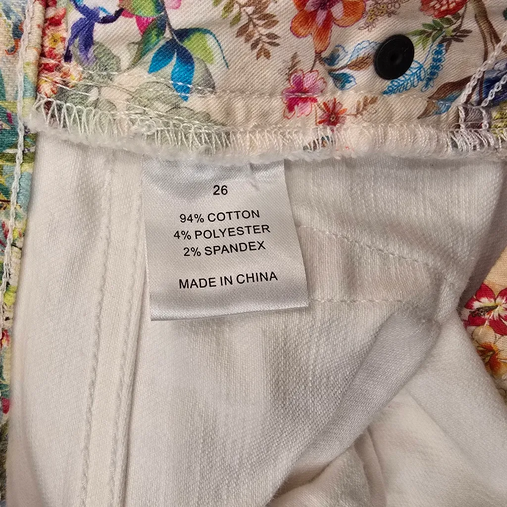 Johnny Was The Cropped Baby Boot Jeans White Size 26 - Image 8