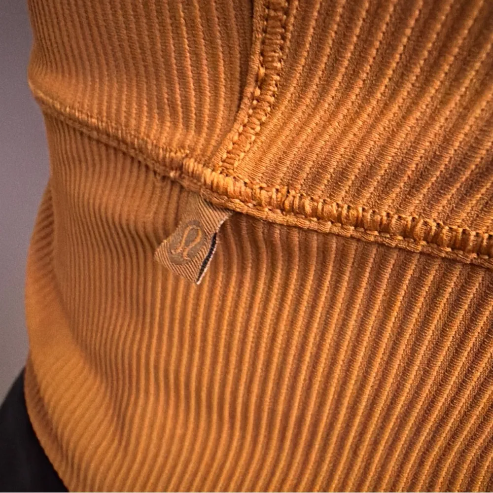 Lululemon Power Pivot Tank Top Rib
Copper Brown - Image 3