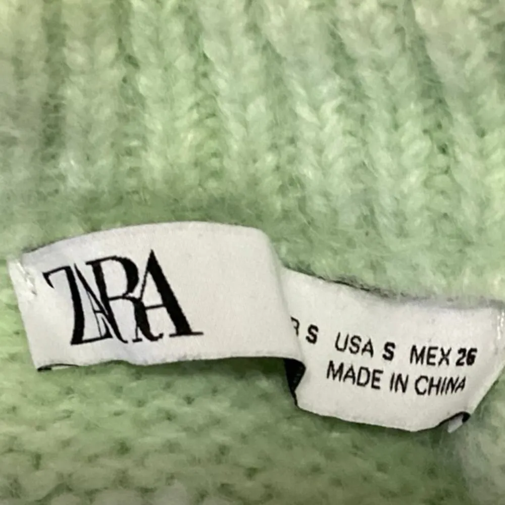 Zara Women's Green Balloon Long Sleeve Knit Mock Neck Cropped Sweater Top Size S - Image 3