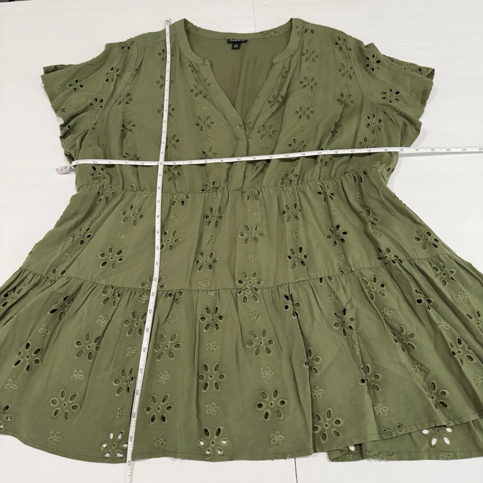 Torrid Olive Green Eyelet Flutter Sleeve Babydoll Tiered Top Size 1X - Image 8