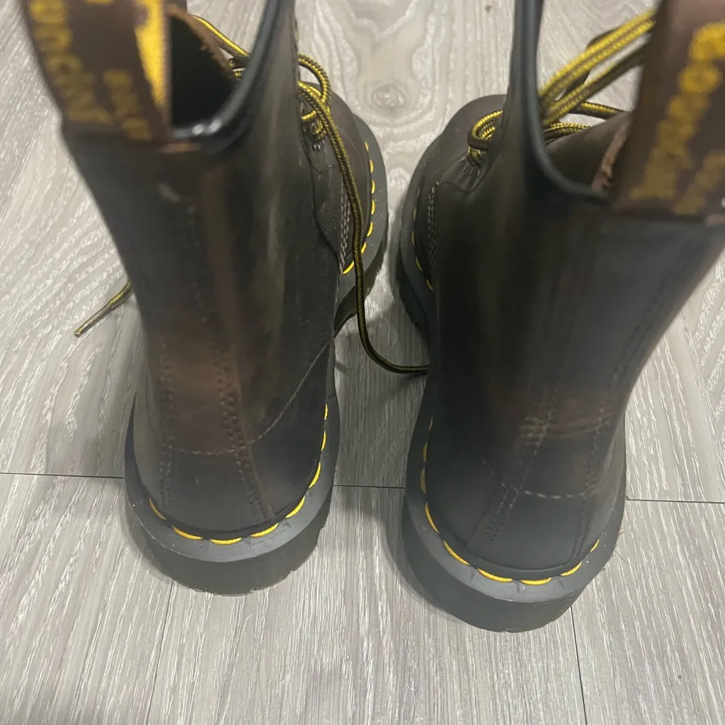 Dr. Martens 1460 Crazy Horse Gaucho Brown Boots Woman’s size 6 Brand New - Image 2