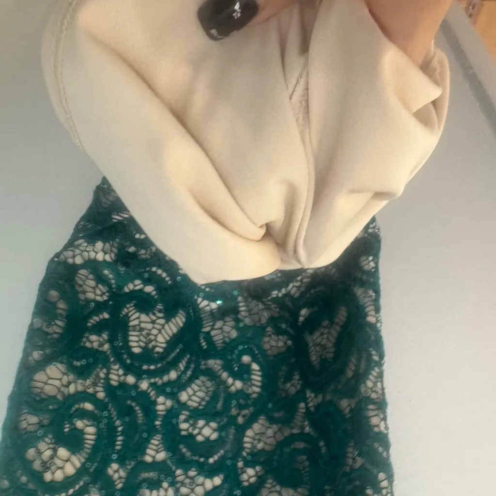 Venus Lace Dress - Image 5