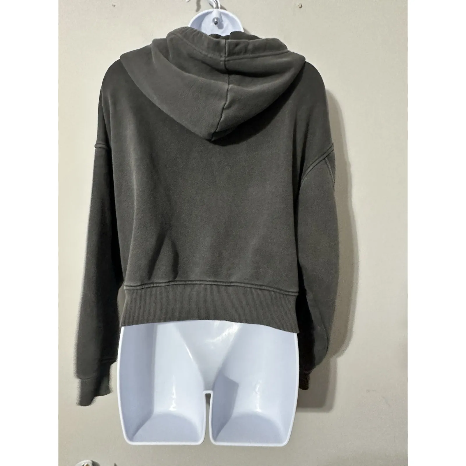 SPAO Women Long Sleeve Crop Zipup Hoodie Charcoal NWOT Size M Gray Size M - Image 7