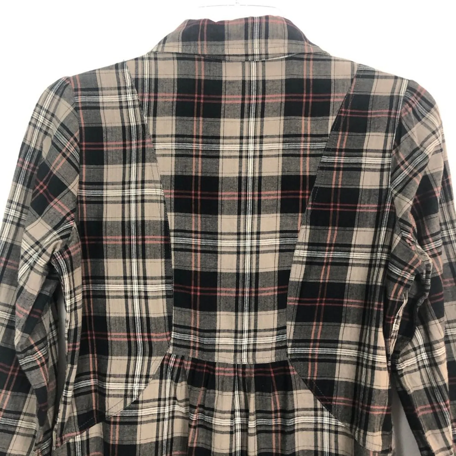 The Hanger Button Down Plaid Shirt Size Small High Low Hem - Image 7