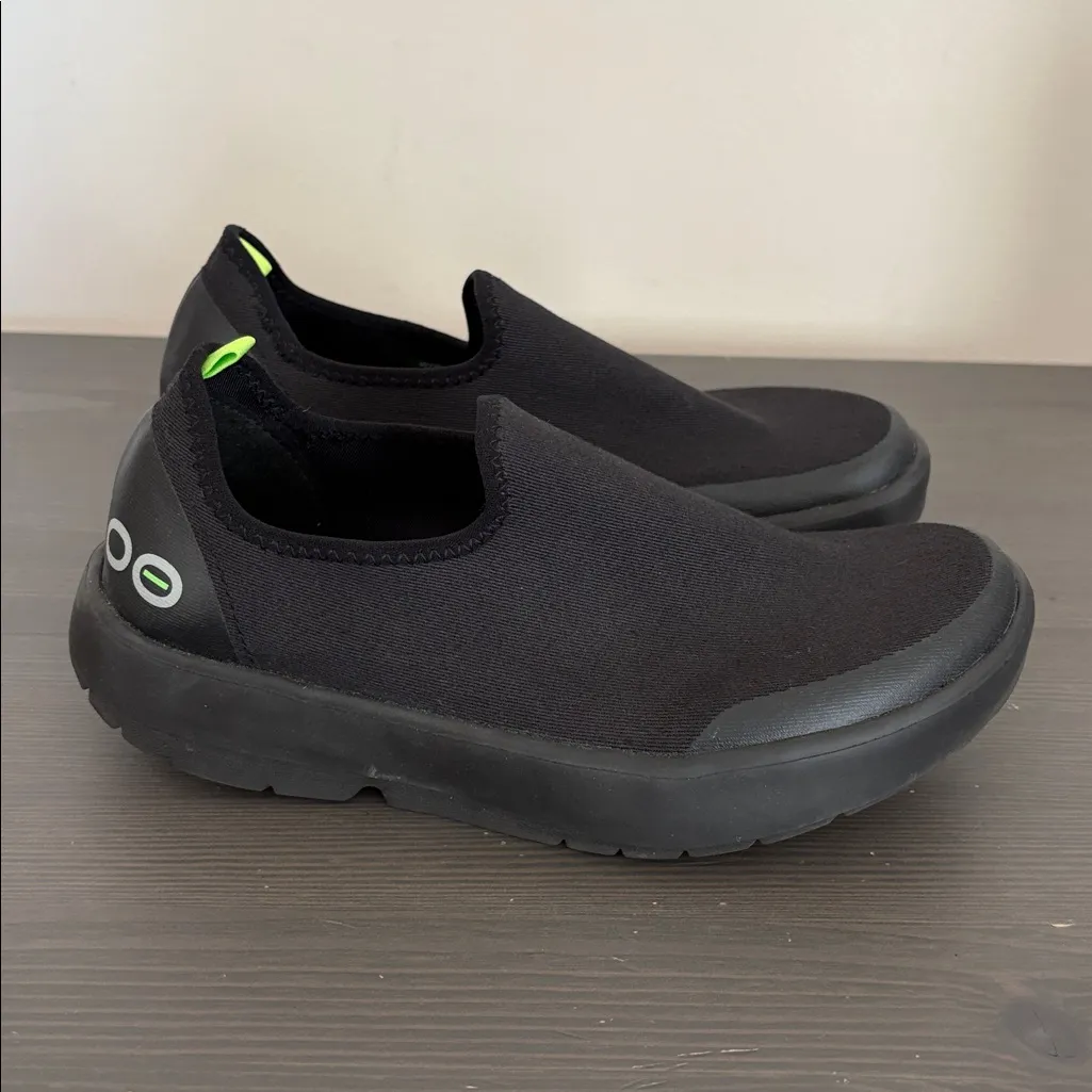 OOFOS 00mg eeZee Women's Closed Toe Canvas Shoe Black Size 7 - Image 10