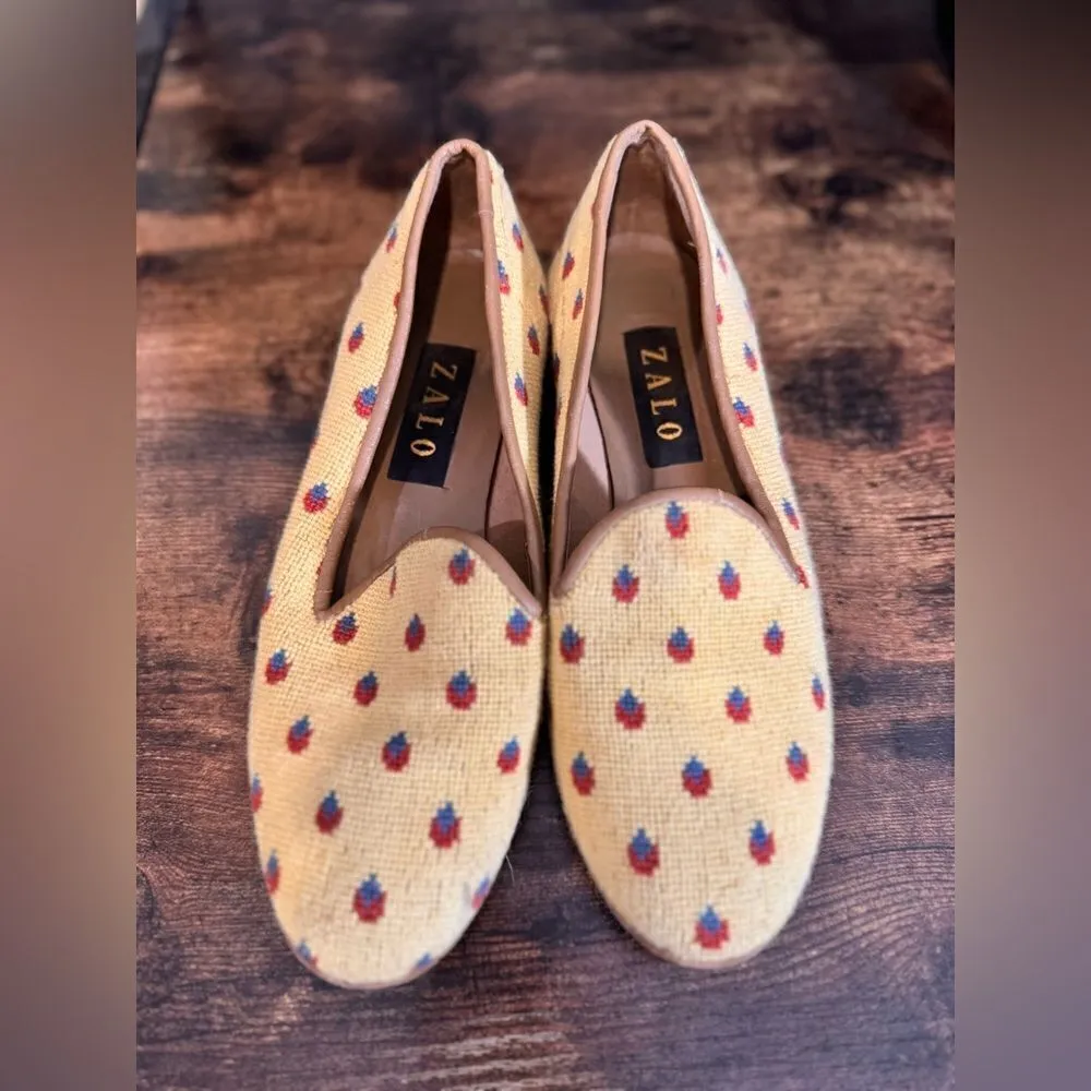 Zalo vintage needlepoint strawberry print loafers size 8 Yellow - Image 10