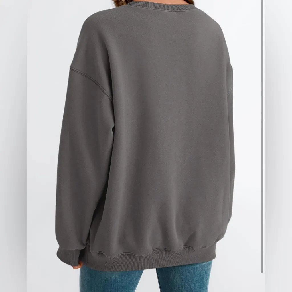 Gray Women's Sweatshirt Size L - Image 4