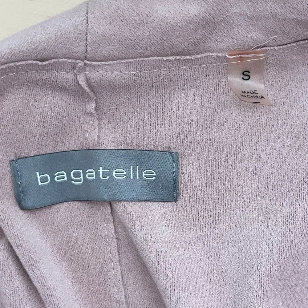 Bagatelle Faux-Suede Drape-Front Jacket Blazer‎ in Pink, Size Small - Image 4