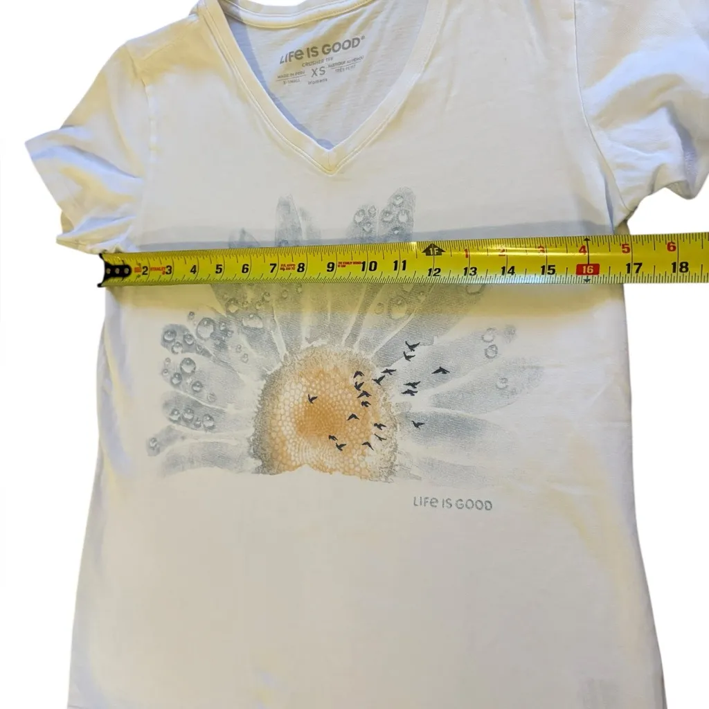 Life is Good Crusher Tee Shirt Daisy Flower Womens Size XS White - Image 7