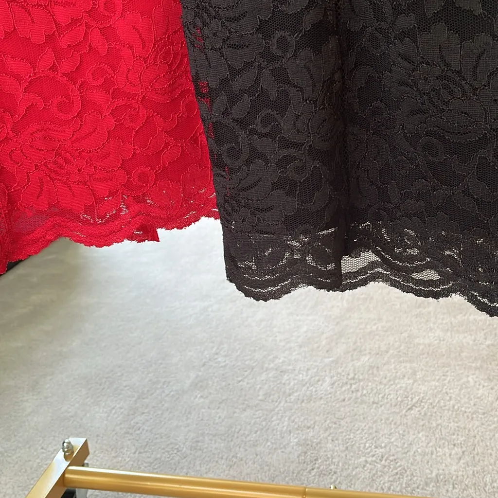 Thalia Sodi Set of 2  dresses size small - Image 9