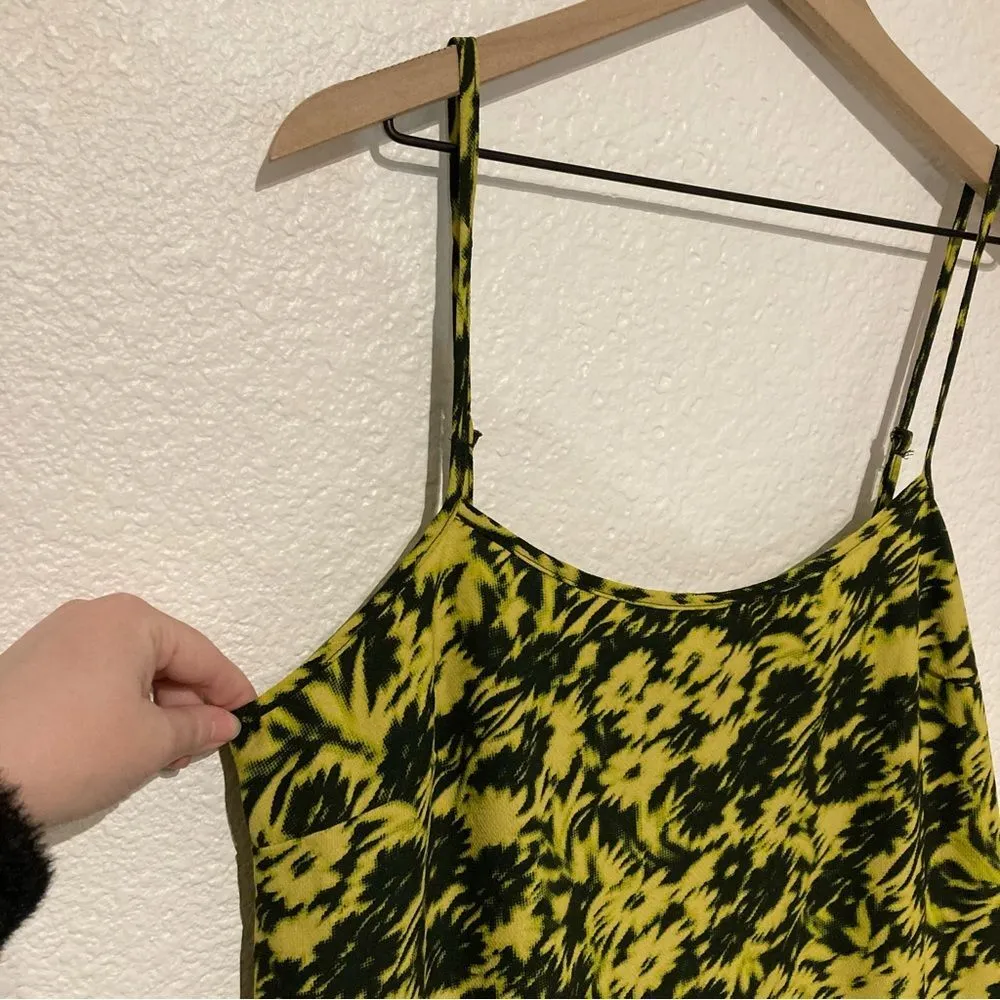 NWT Urban Outfitters Camille Floral Black Green Ruffle Hem Dress Large - Image 12