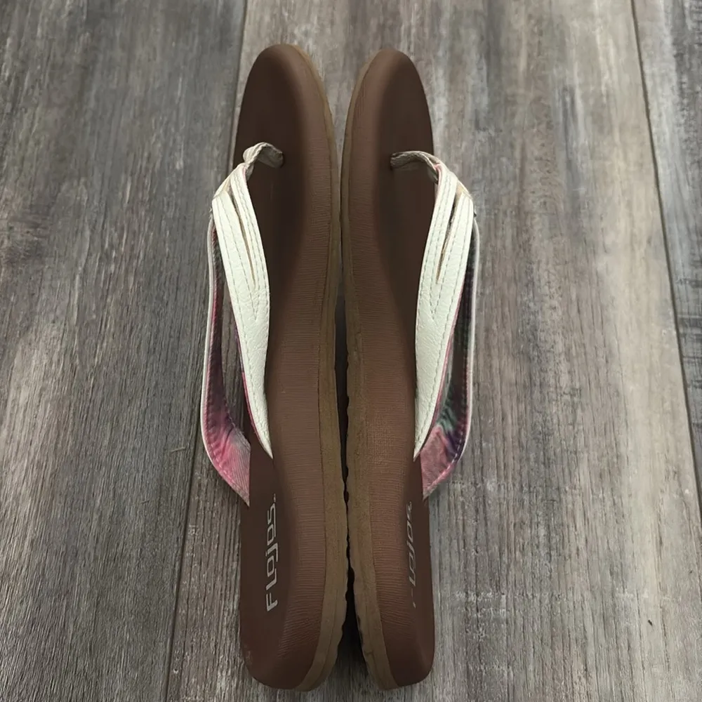 Flojos Women's Margo Flip Flops Thongs Sandals size 8 White - Image 7