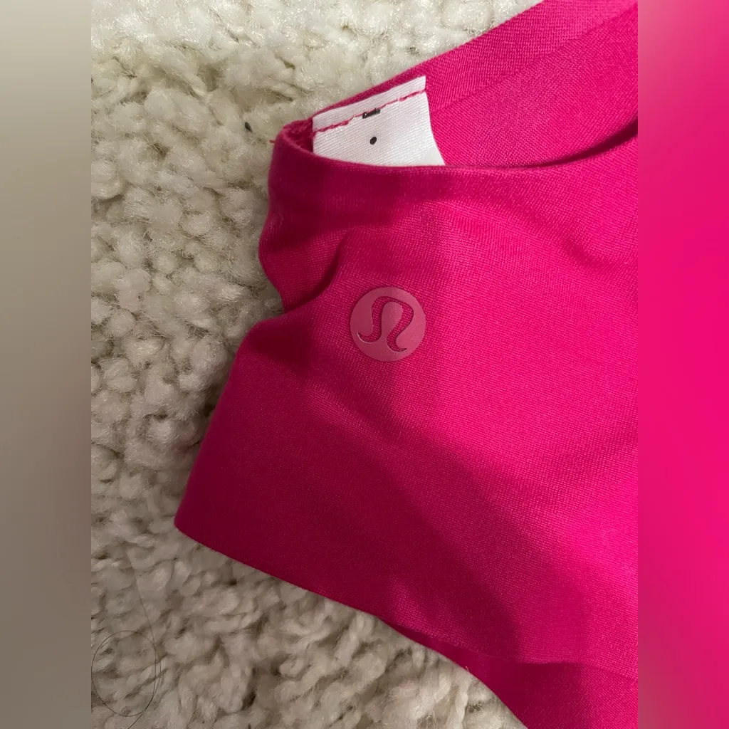 Lululemon NWT Wundermost Ultra Soft Nulu Scoop Neck Bralette Passionate Size 4 - Image 8