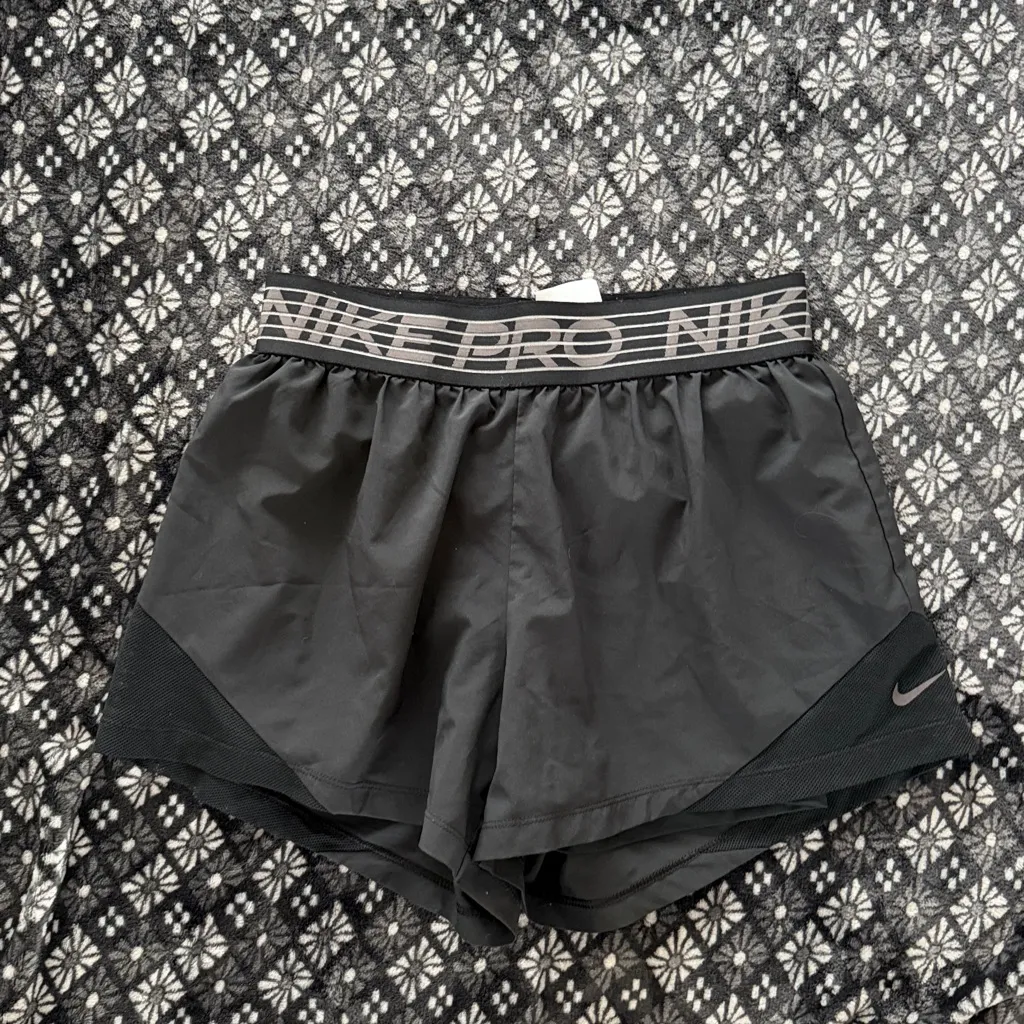 Nike Flex Shorts - Image 2