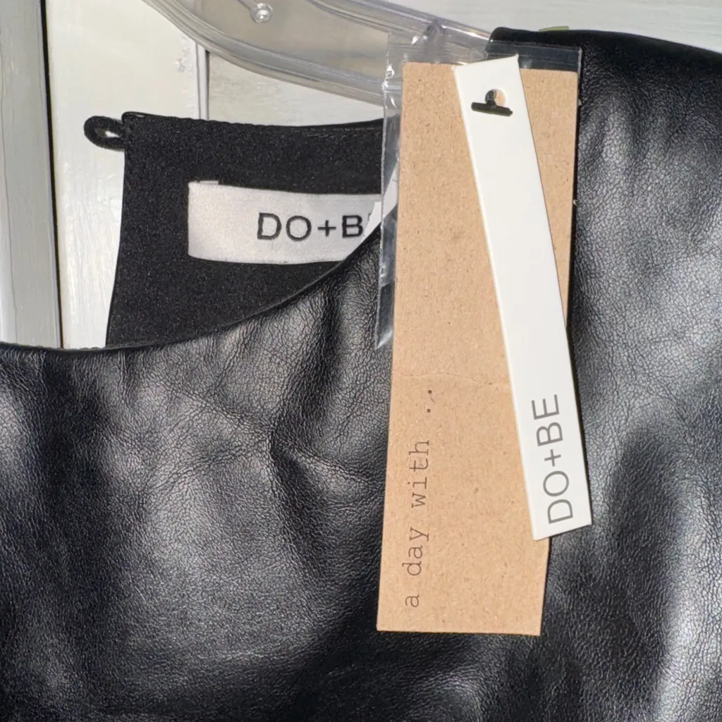 DO+BE black leather dress with shoulder pads - Image 3