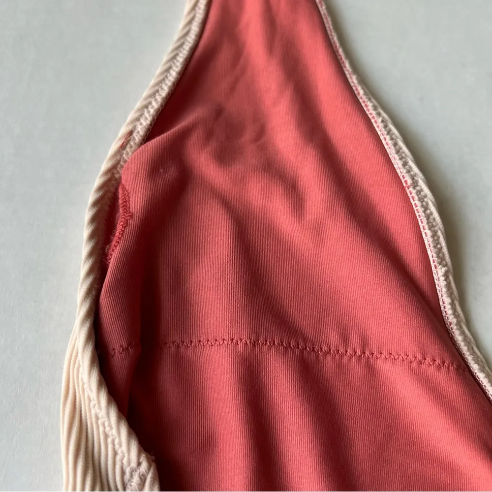 Aerie Ribbed Super plunge one piece swimsuit in peach ribbed halter size small - Image 4