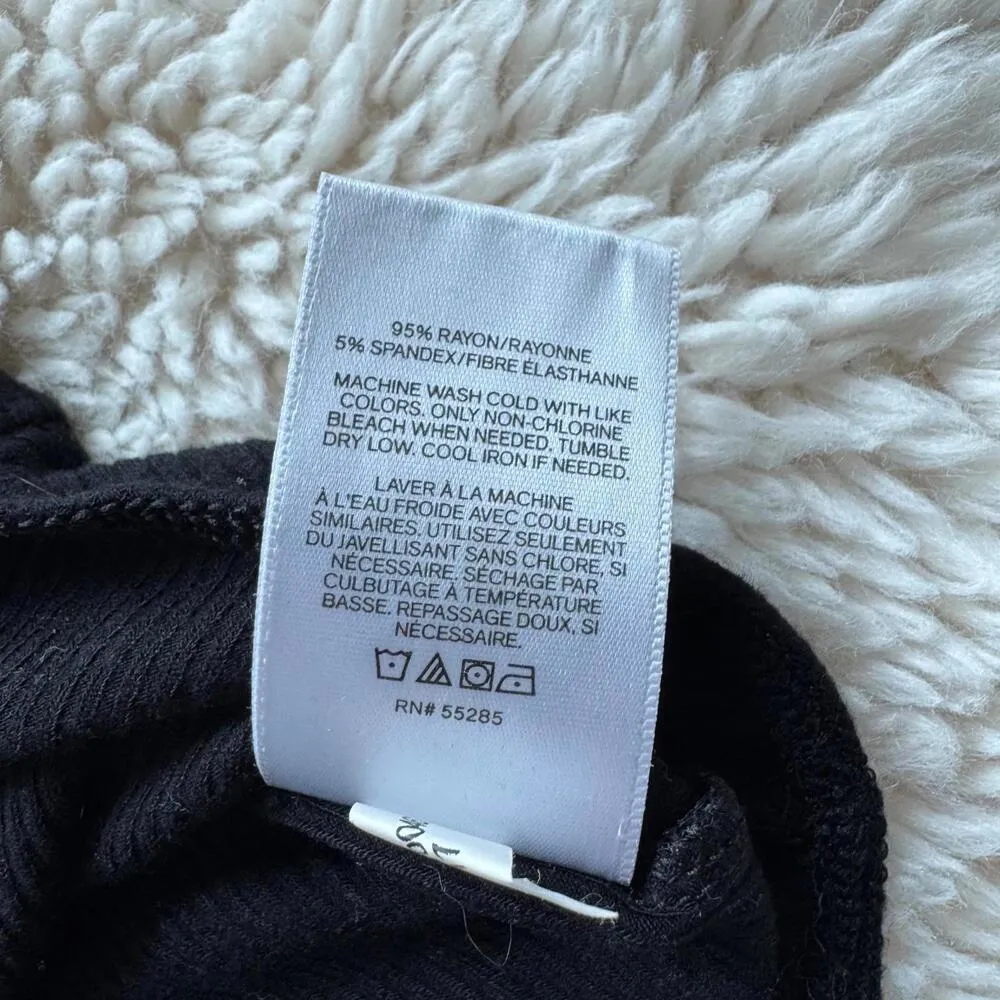 EXPRESS  Women’s Black Ribbed Bodysuit - Size S - Image 4