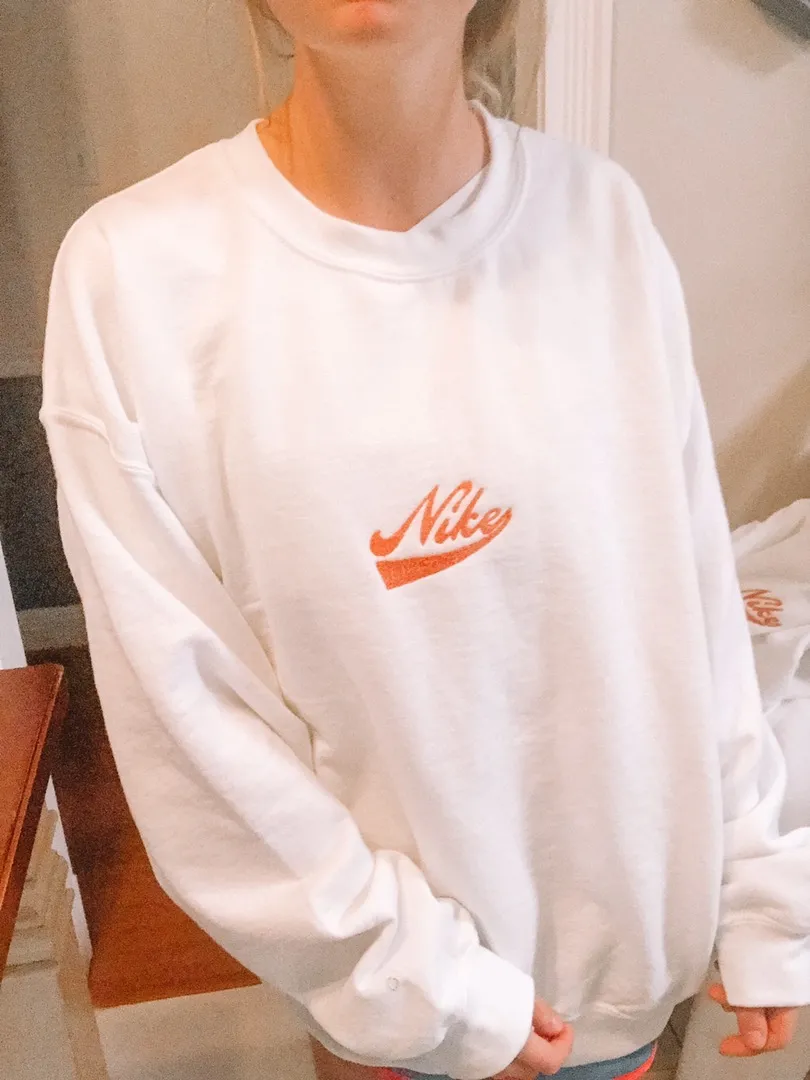 Embroidered Crewneck Size L - Image 2