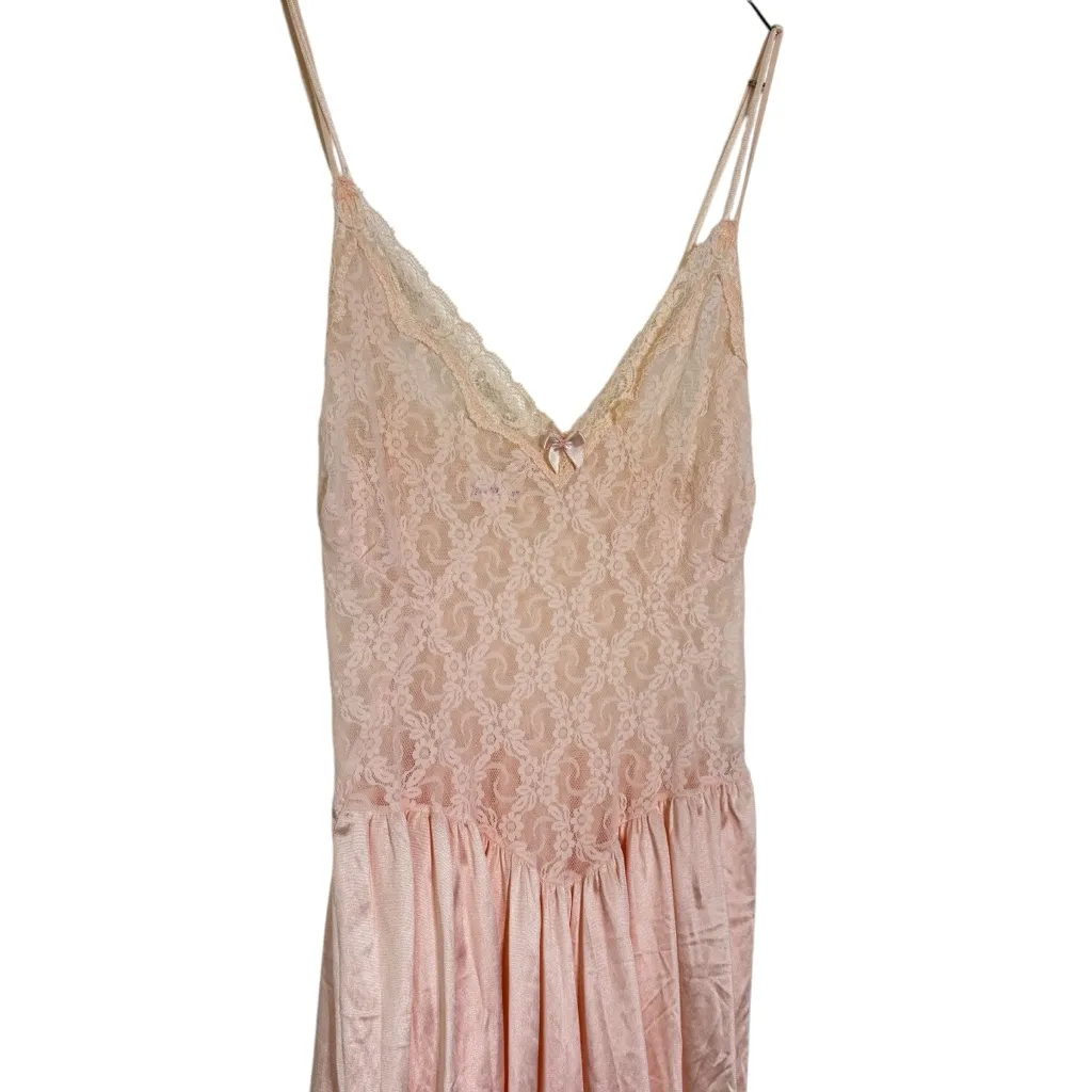 Frederick's of Hollywood Vintage Pale Pink Nylon Lace Nightgown Slip Dress - Image 8